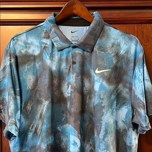 Brand New Nike Blue Gray Styled Artistic designed Dri-FIT Golf Tennis Polo!